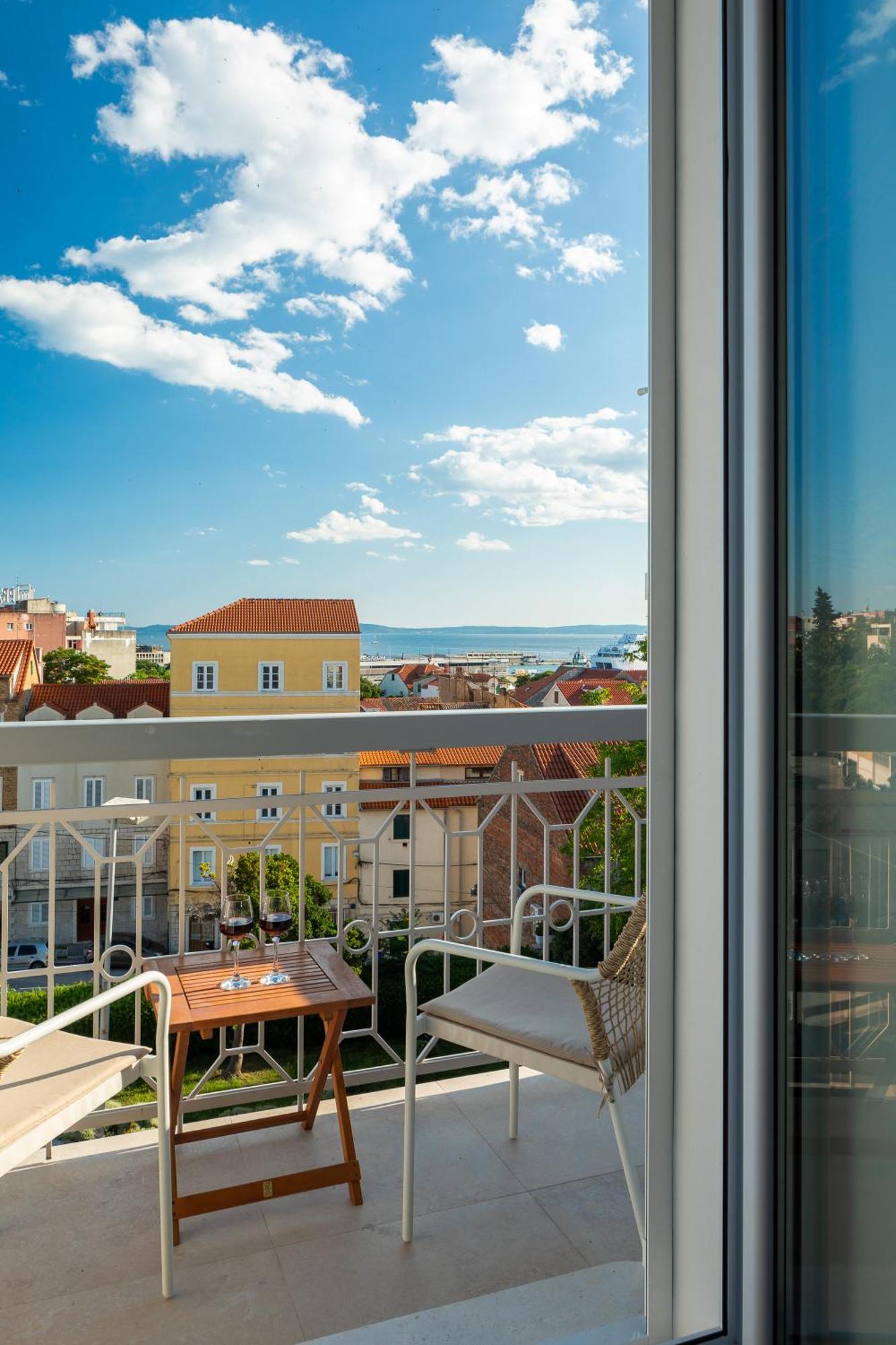 Luxury Rooms Le Prestige Few Minutes From Split'S Iconic Waterfront المظهر الخارجي الصورة