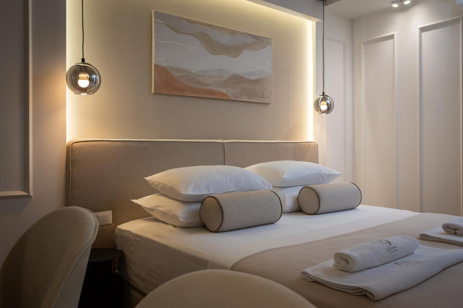 Luxury Rooms Le Prestige Few Minutes From Split'S Iconic Waterfront المظهر الخارجي الصورة